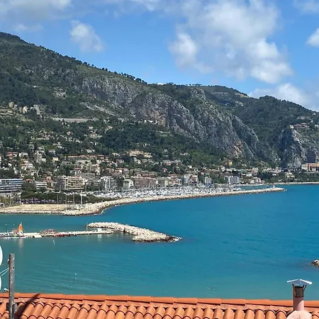 Bay Sea View Old Town Μεντόν