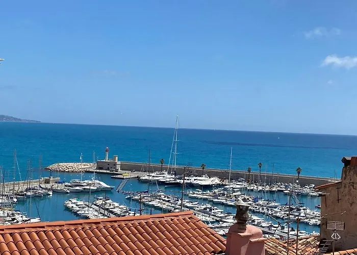 Апартаменты Bay Sea View Old Town